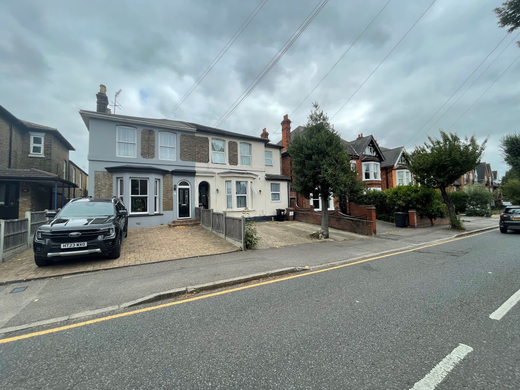 43 Junction Road, Romford, Essex, RM1 3QR -  Strettons