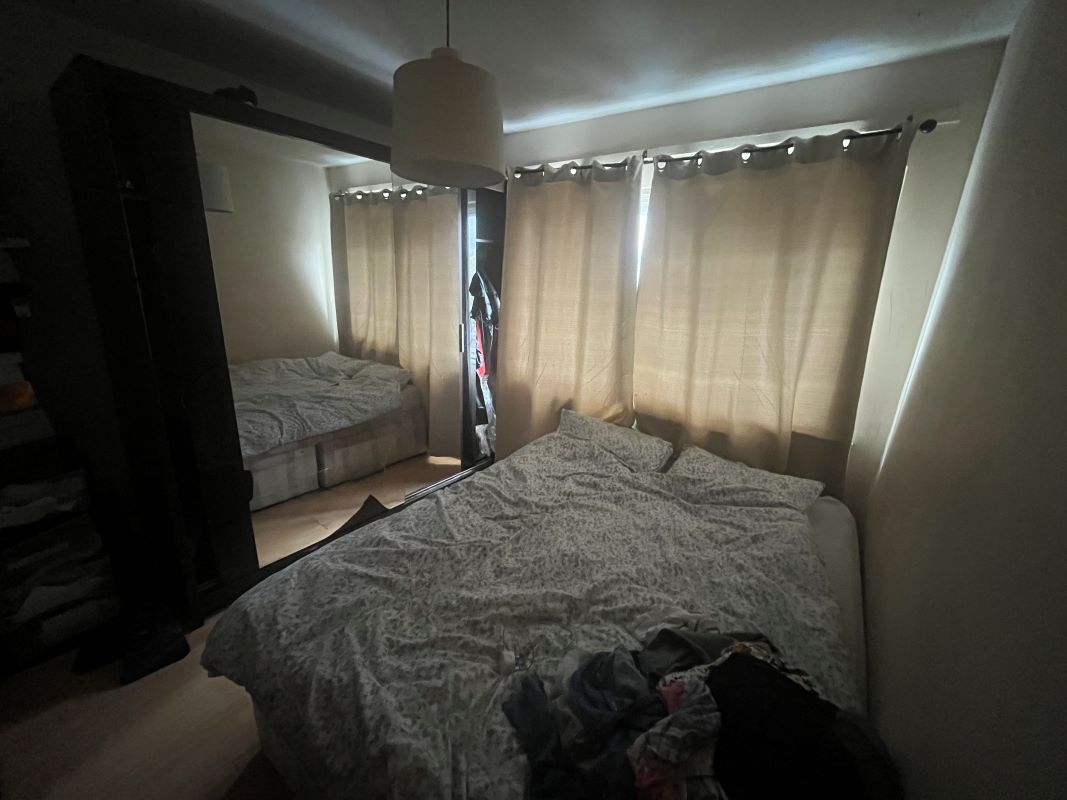 40 Pretoria Road, Ilford, Essex, IG1 2HW -  Strettons