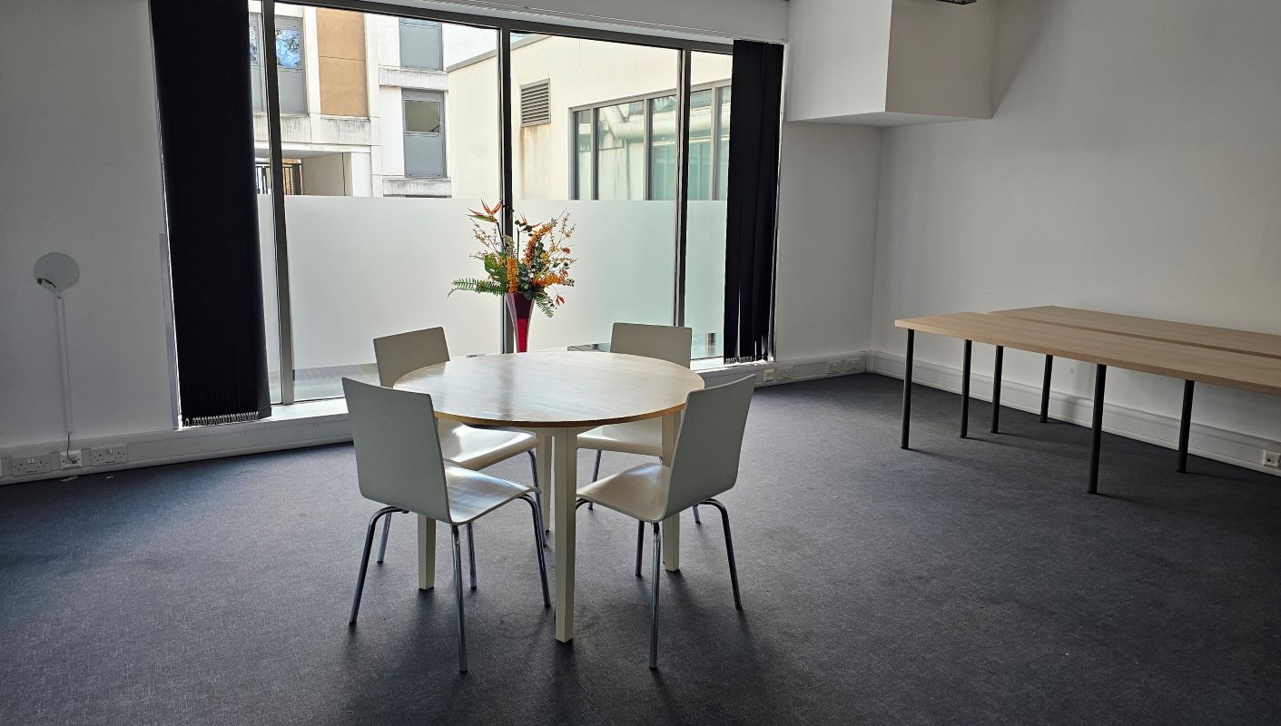 259-263 Goswell Road, London, EC1V 7AH -  Strettons