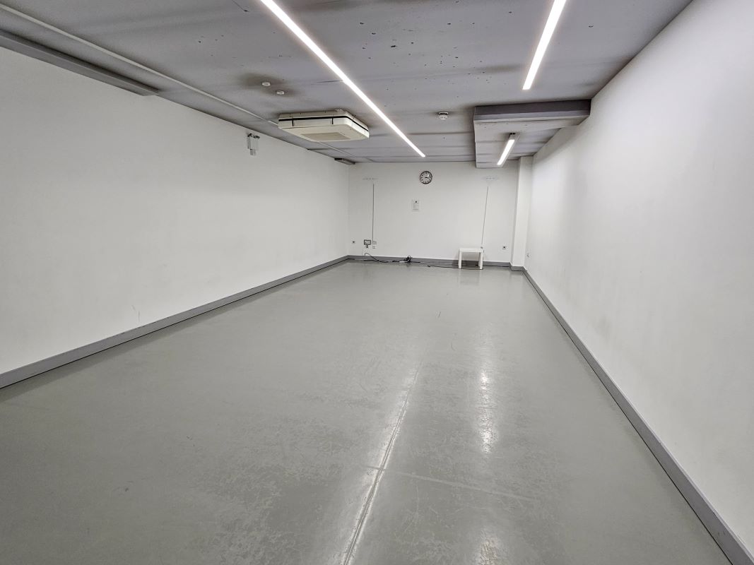 259-263 Goswell Road, London, EC1V 7AH -  Strettons