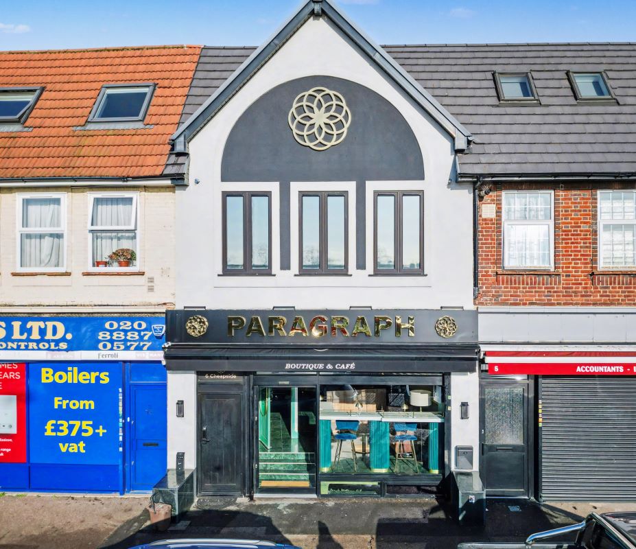 Paragraph Hotel, 6 Cheapside, North Circular Road, London, N13 5ED -  Strettons