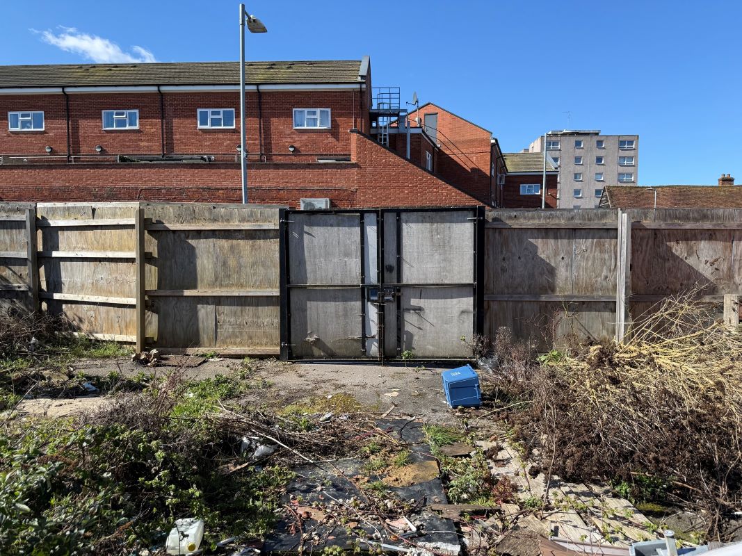 Land off Red Lion Lane, Rear of Prentice Place, Harlow, Essex, CM17 9BG -  Strettons