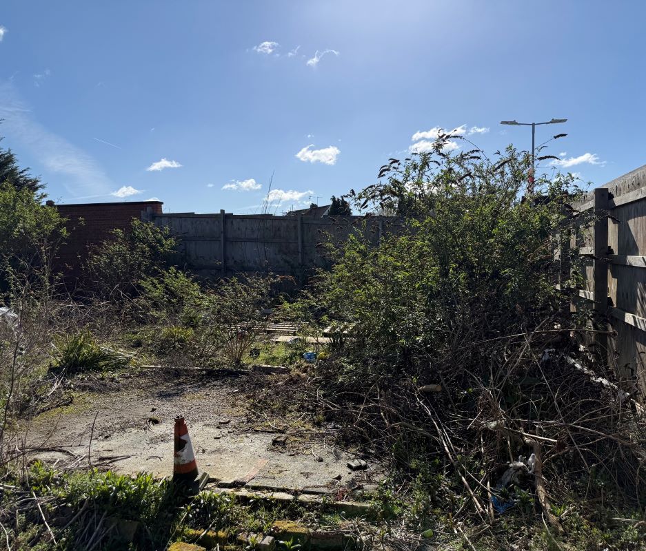 Land off Red Lion Lane, Rear of Prentice Place, Harlow, Essex, CM17 9BG -  Strettons