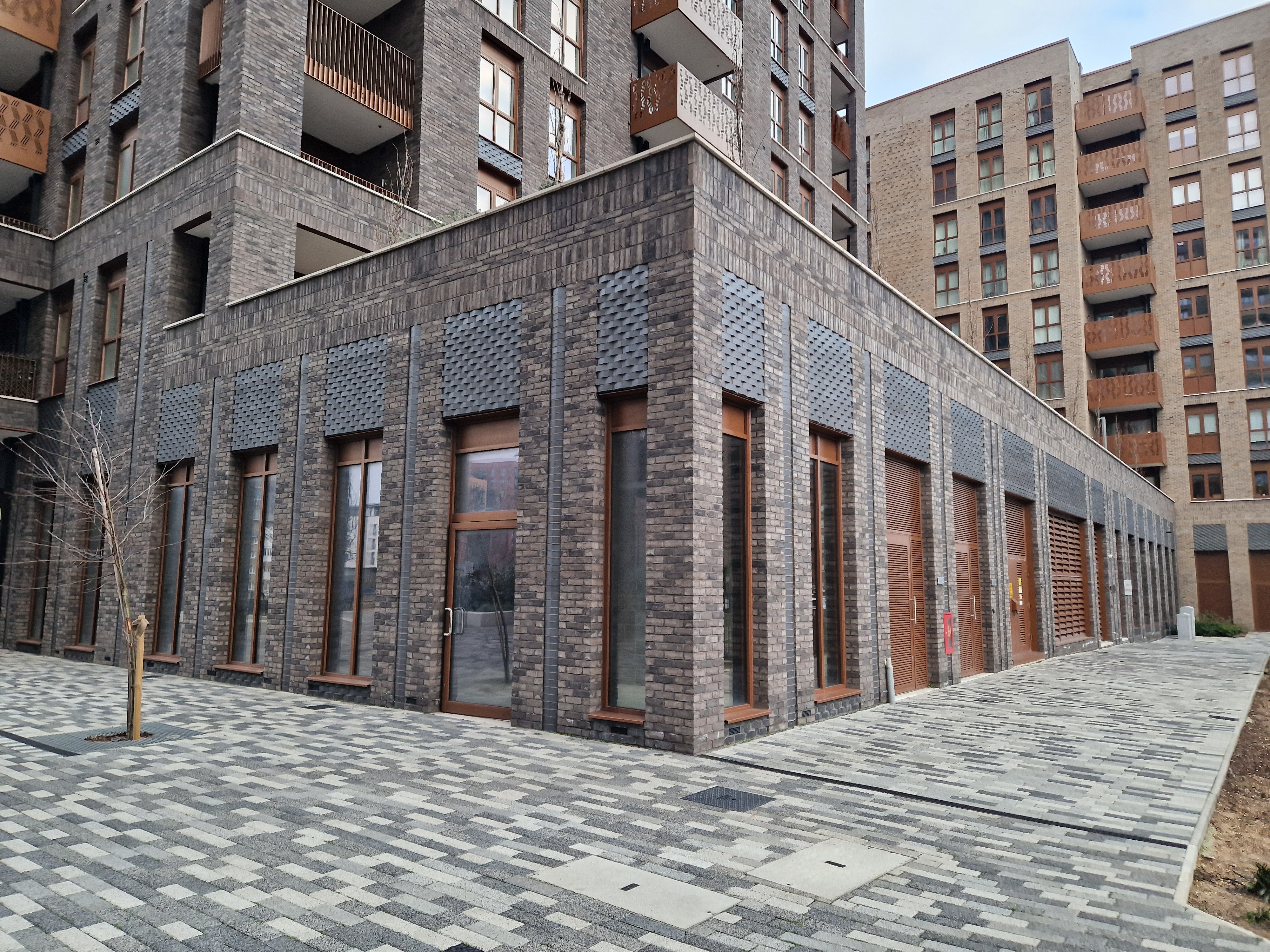 Unit 6, Fresh Wharf, Fleet Road, Barking, IG11 7BP -  Strettons