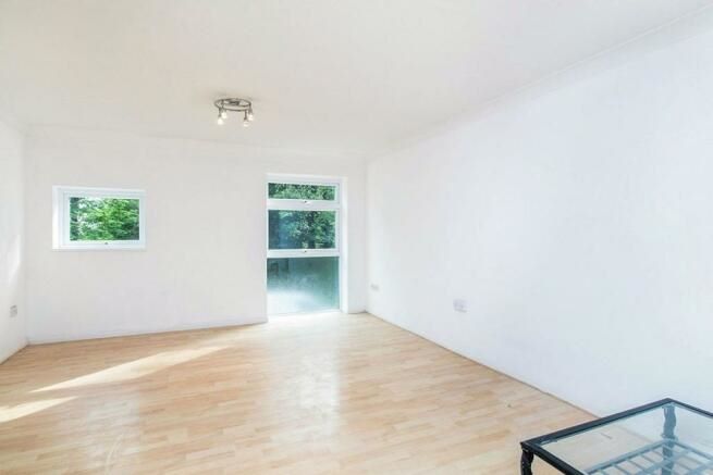 13 Kempton Close, Erith, Kent, DA8 3SR