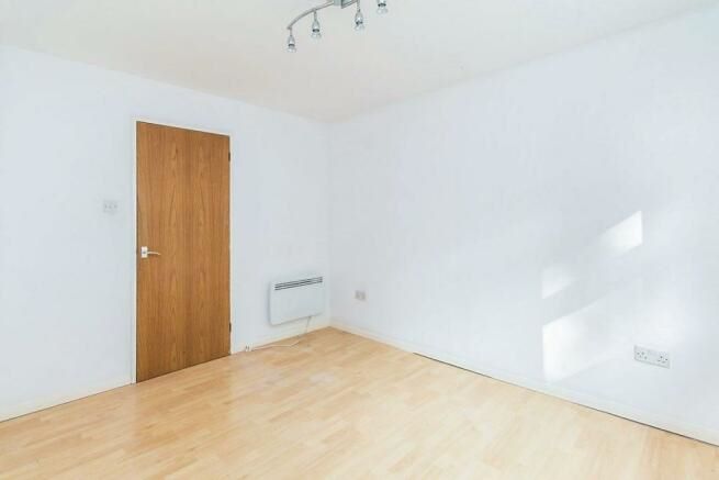 13 Kempton Close, Erith, Kent, DA8 3SR