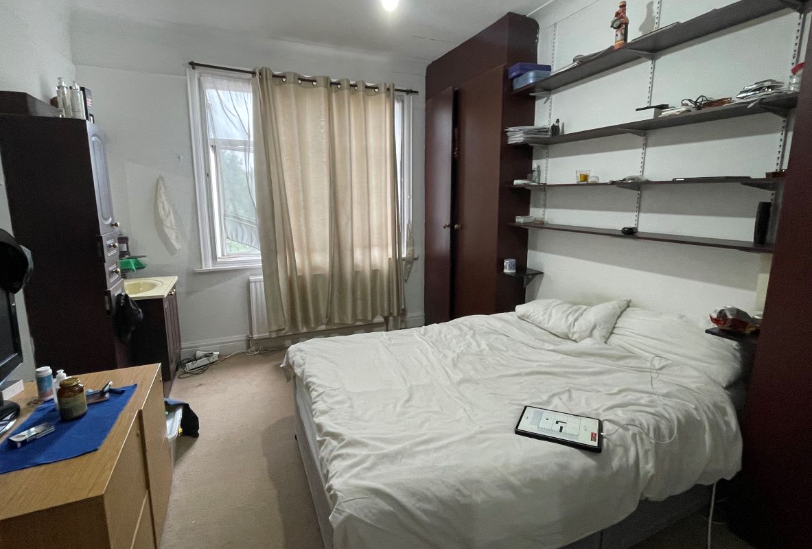 9 Woodcroft Avenue, Mill Hill, London, NW7 2AH