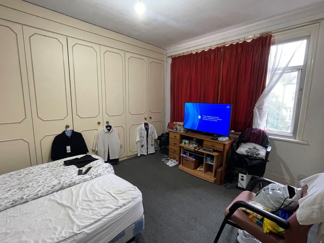 9 Woodcroft Avenue, Mill Hill, London, NW7 2AH