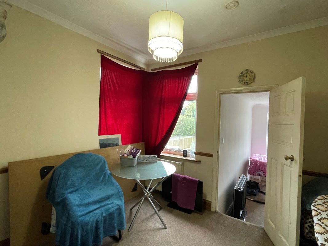 9 Woodcroft Avenue, Mill Hill, London, NW7 2AH