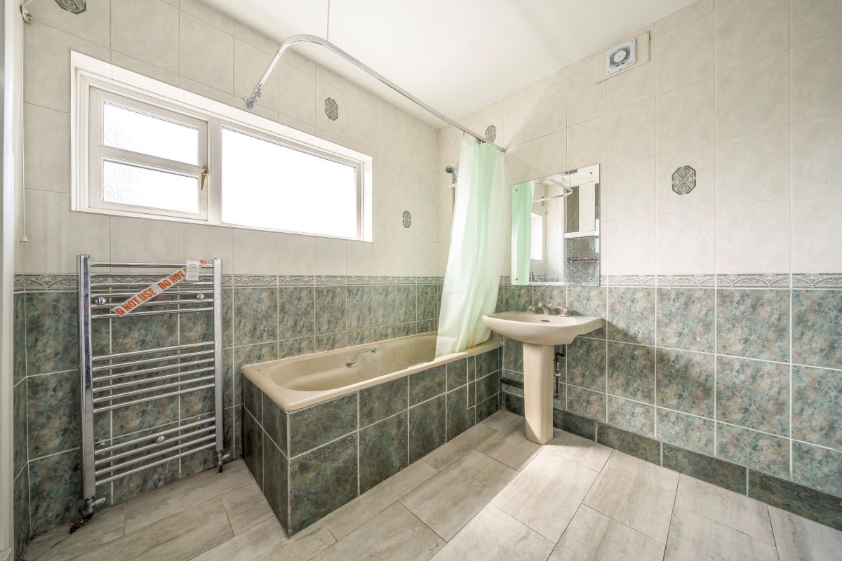 426 Westhorne Avenue, Eltham, London, SE9 5LT