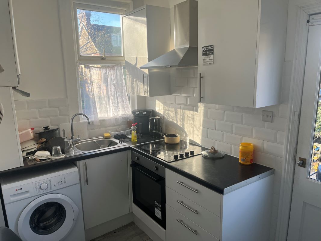 54 Mount Nod Road, London, SW16 2LL