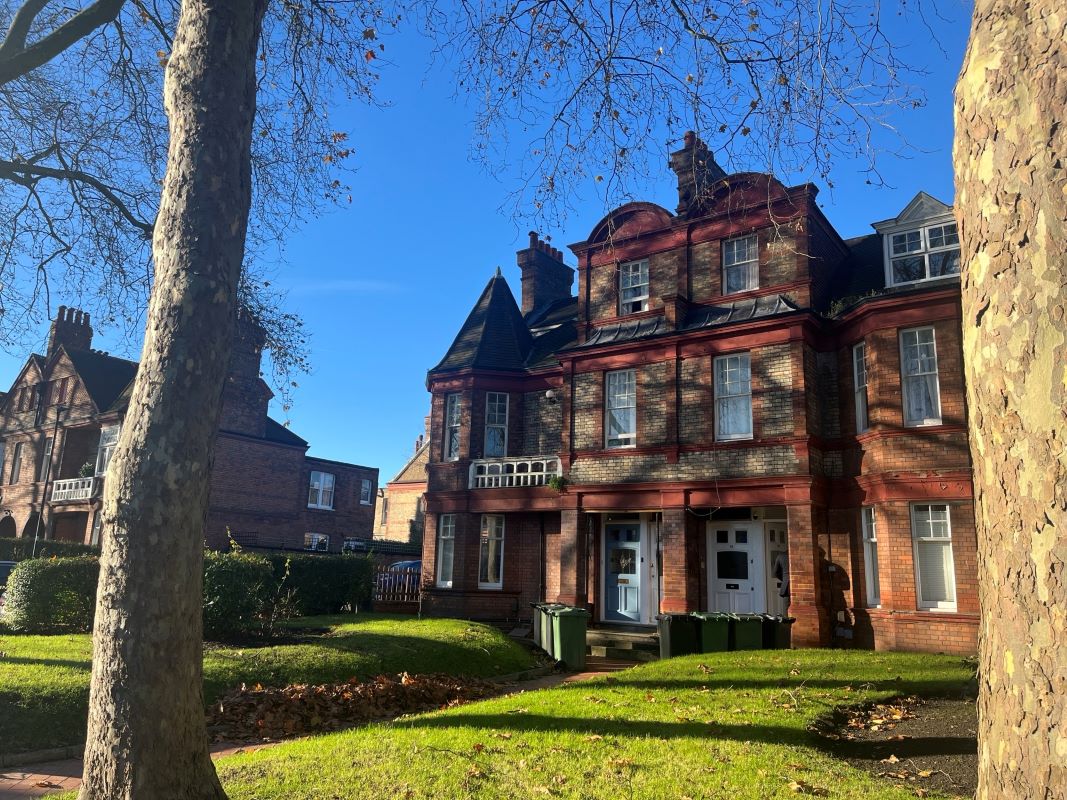 54 Mount Nod Road, London, SW16 2LL