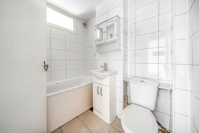 10 Liden Close, Walthamstow, London, E17 8HQ