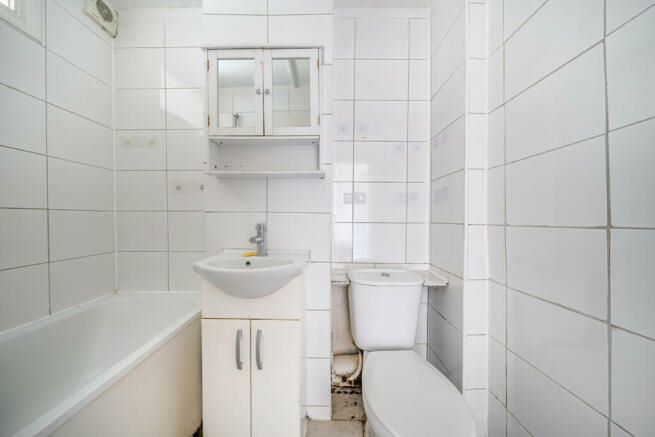 10 Liden Close, Walthamstow, London, E17 8HQ