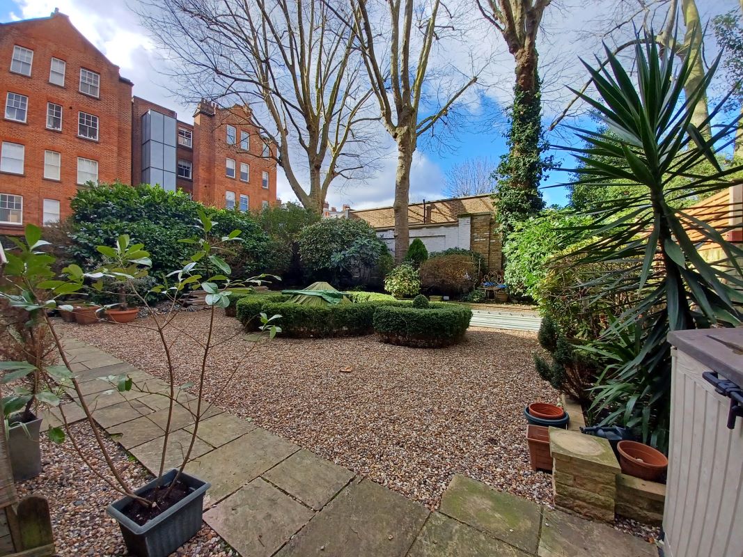 Flat 5A, 3-5 Cheyne Place, London, Kensington and Chelsea, SW3 4HH