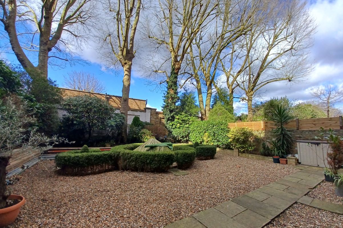 Flat 5A, 3-5 Cheyne Place, London, Kensington and Chelsea, SW3 4HH