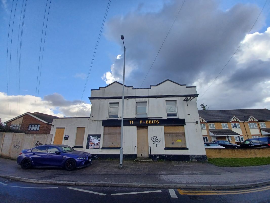 The Rabbits, 783 London Road, West Thurrock, Thurrock, RM20 3JT