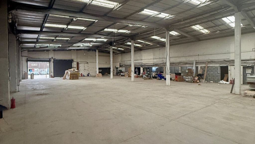 Unit D Sterling Industrial Estate, Rainham Road South, Dagenham, RM10 8TX