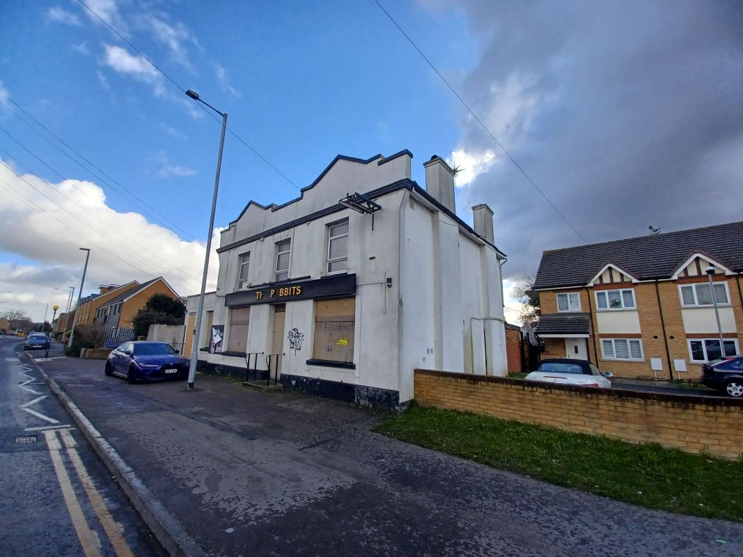 The Rabbits, 783 London Road, West Thurrock, Thurrock, RM20 3JT