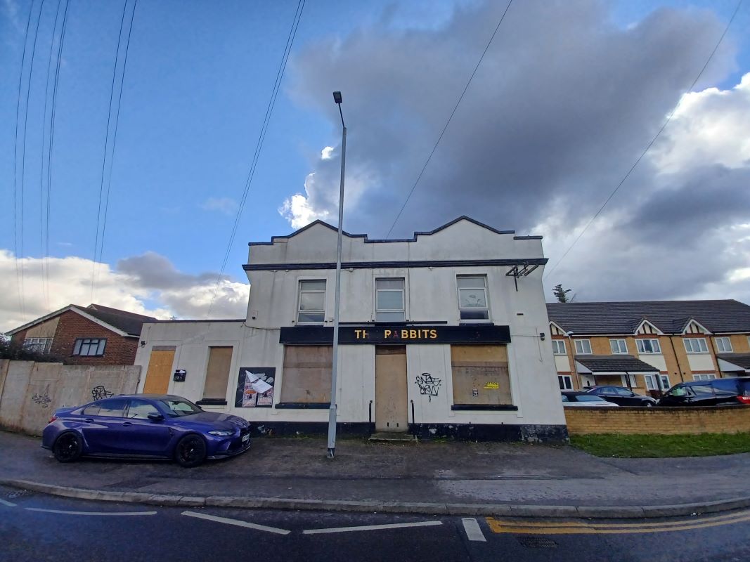 The Rabbits, 783 London Road, West Thurrock, Thurrock, RM20 3JT