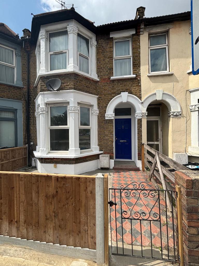 Ley Street, Ilford, Essex, IG1 -  Strettons