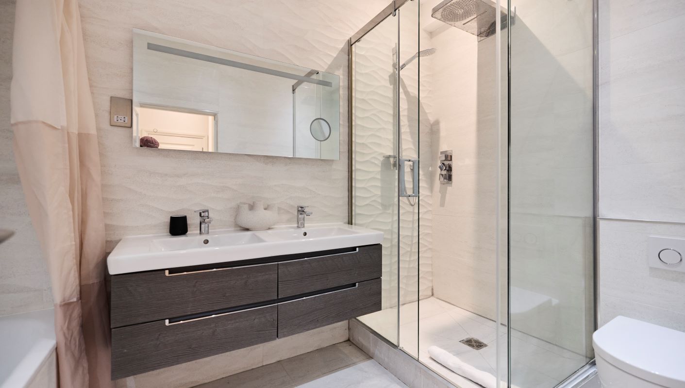 Flat B Olive Green, 13 St Augustine's Road, Camden, London, NW1 9RL