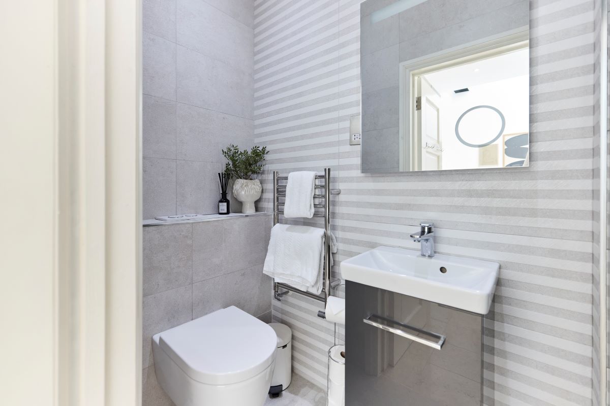 Flat B Olive Green, 13 St Augustine's Road, Camden, London, NW1 9RL