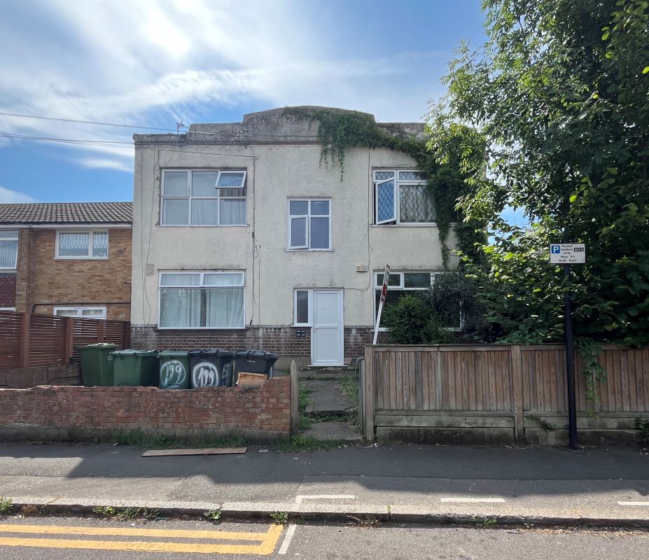 205 Forest Road, Leytonstone, London, E11 1JS -  Strettons