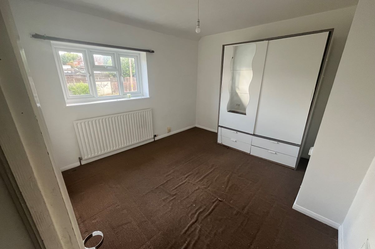 4 Rookwood Avenue, Loughton, Essex, IG10 2DG