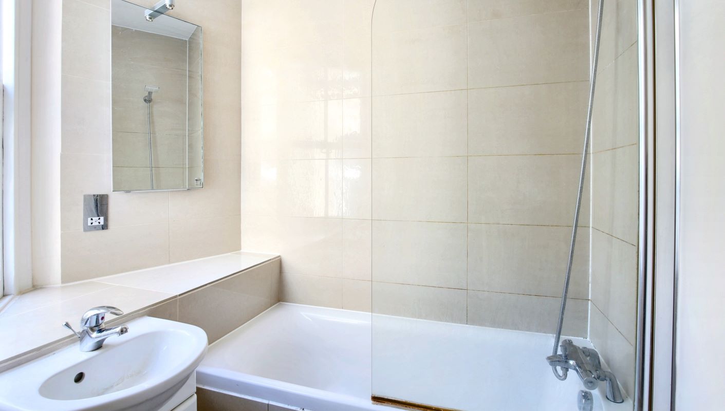 166 Clarence Gate Gardens, Glentworth Street, Marylebone, London, NW1 6AP