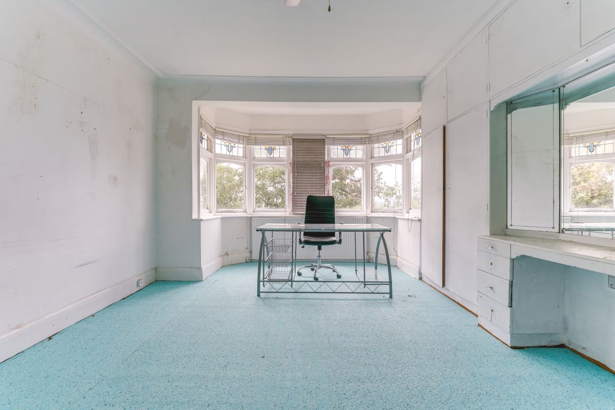 22 Mansfield Hill, London, E4 7JU