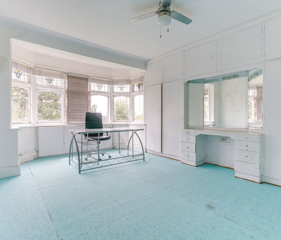 22 Mansfield Hill, London, E4 7JU