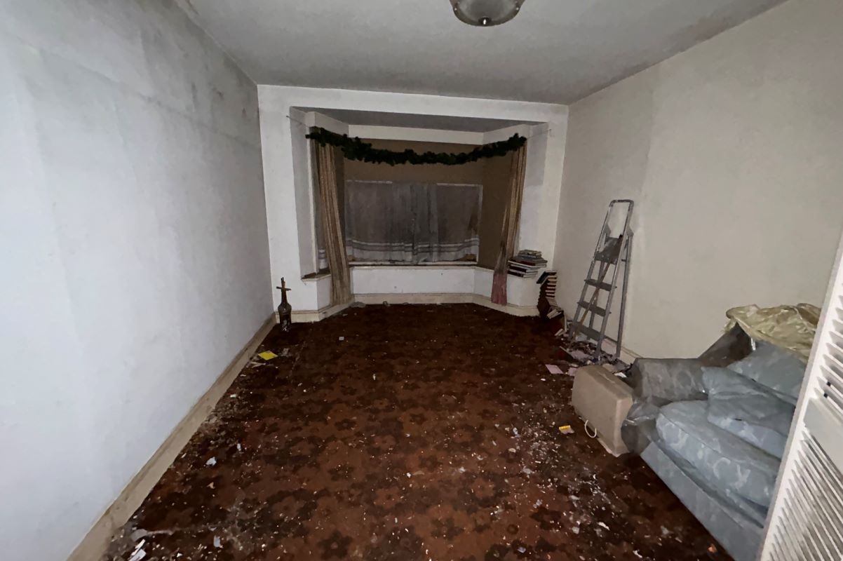 90 Cheviot Gardens, Cricklewood, London, NW2 1QA
