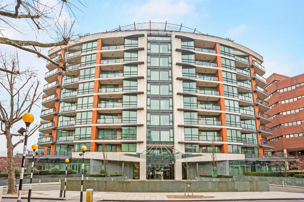 Insights Sale of Flat at Pavillion Apartments - Strettons