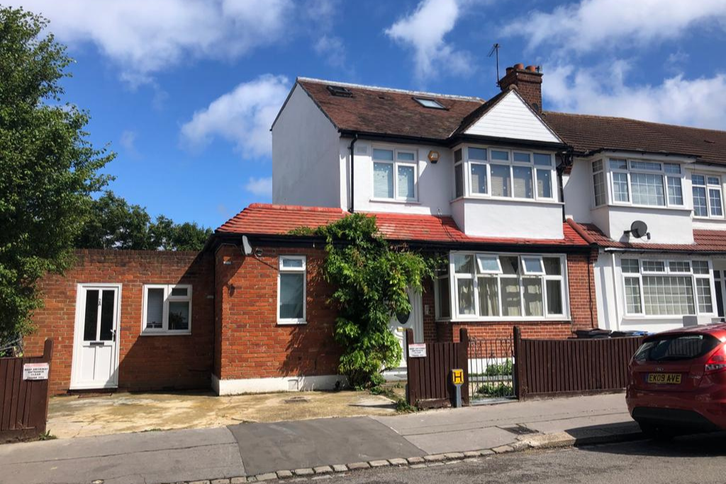 Insights residential property in south west london - Strettons