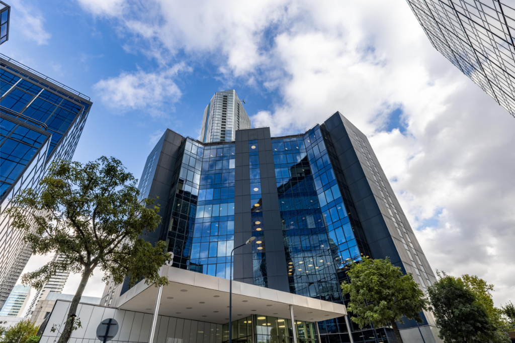 Asset management of 100,000 sq ft Docklands office building - Strettons