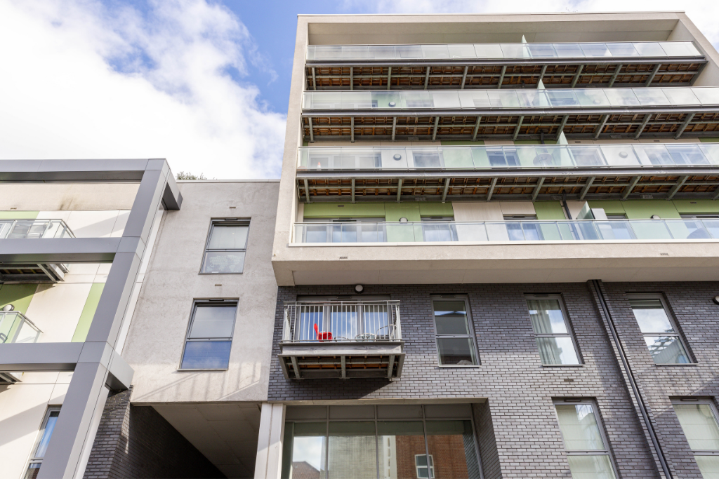 Sale and debt recovery of duplex penthouse in Aldgate - Strettons