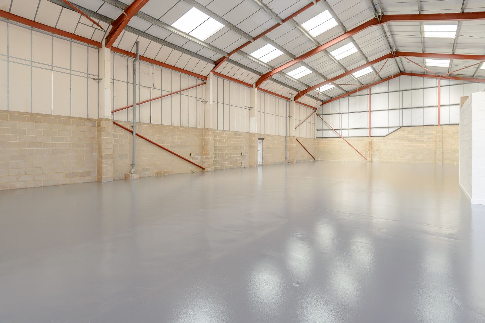 Letting industrial and warehouse units in Canning Town - Strettons