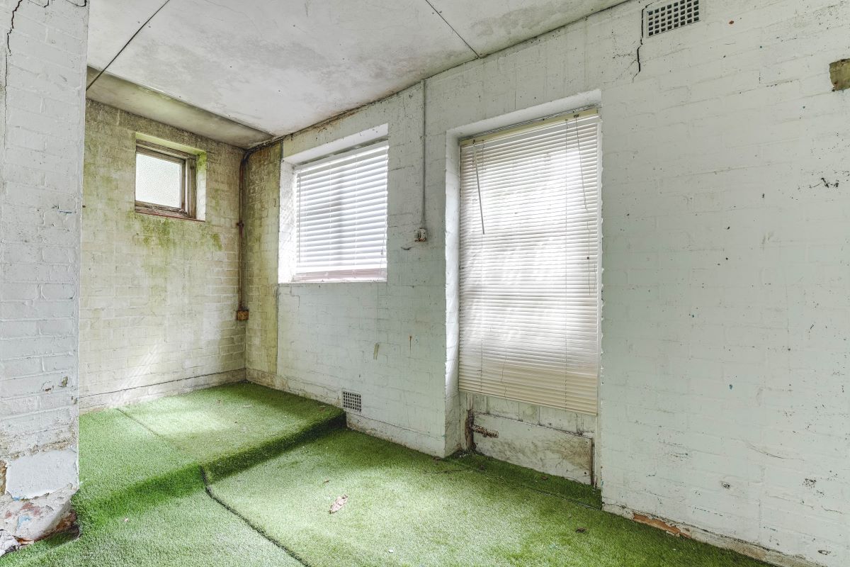 22 Mansfield Hill, London, E4 7JU