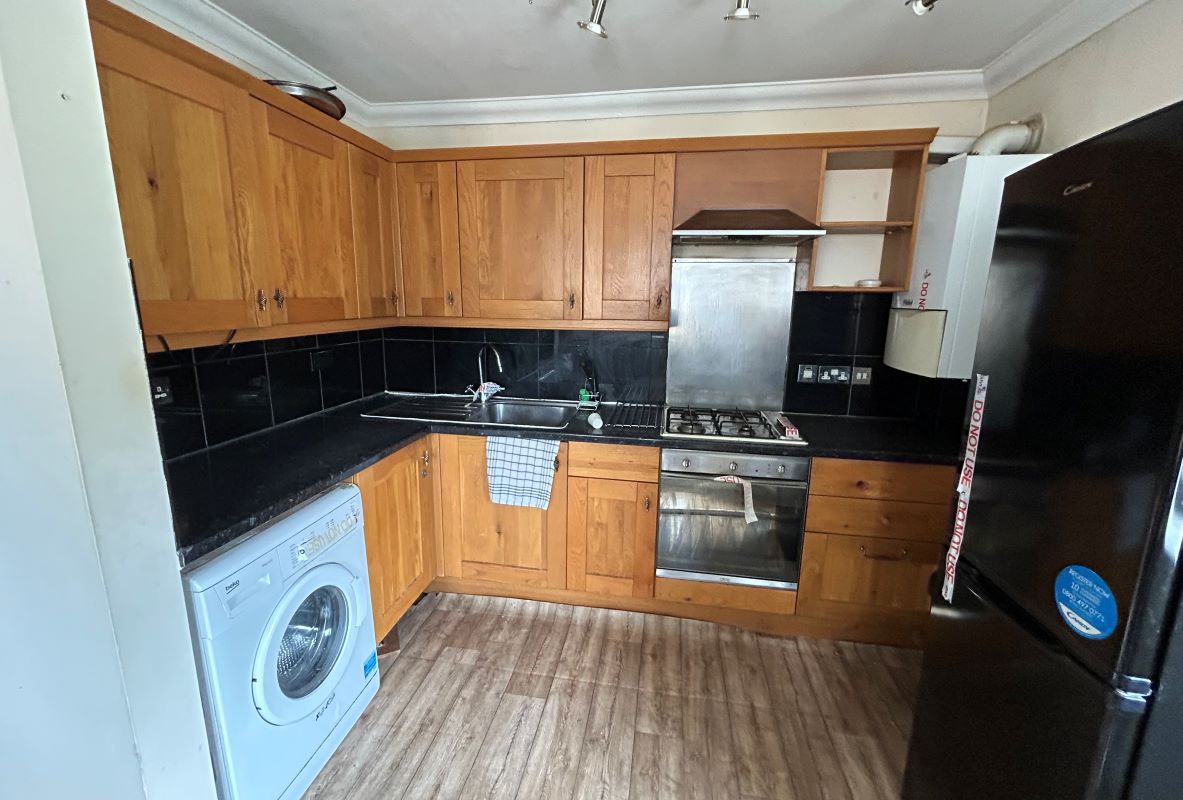 Flat 2, Basle House, Albert Square, Stratford, London, E15 1HH