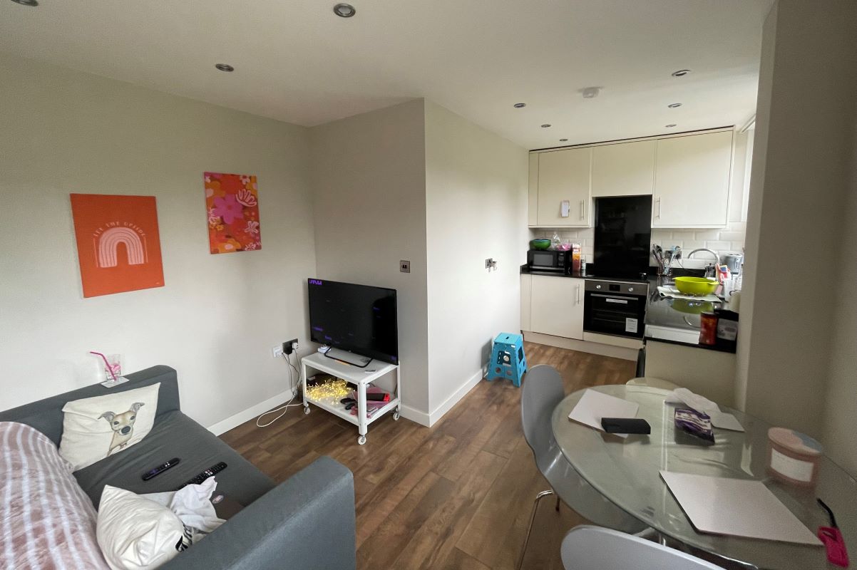 Flat 31 Kirkstall Gate, 101 Commercial Road, Leeds, West Yorkshire, LS5 3AD