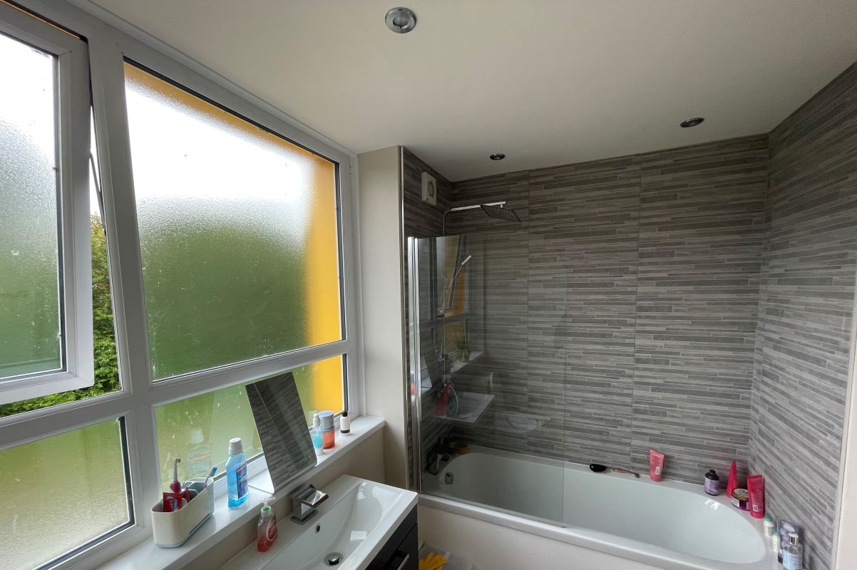 Flat 31 Kirkstall Gate, 101 Commercial Road, Leeds, West Yorkshire, LS5 3AD