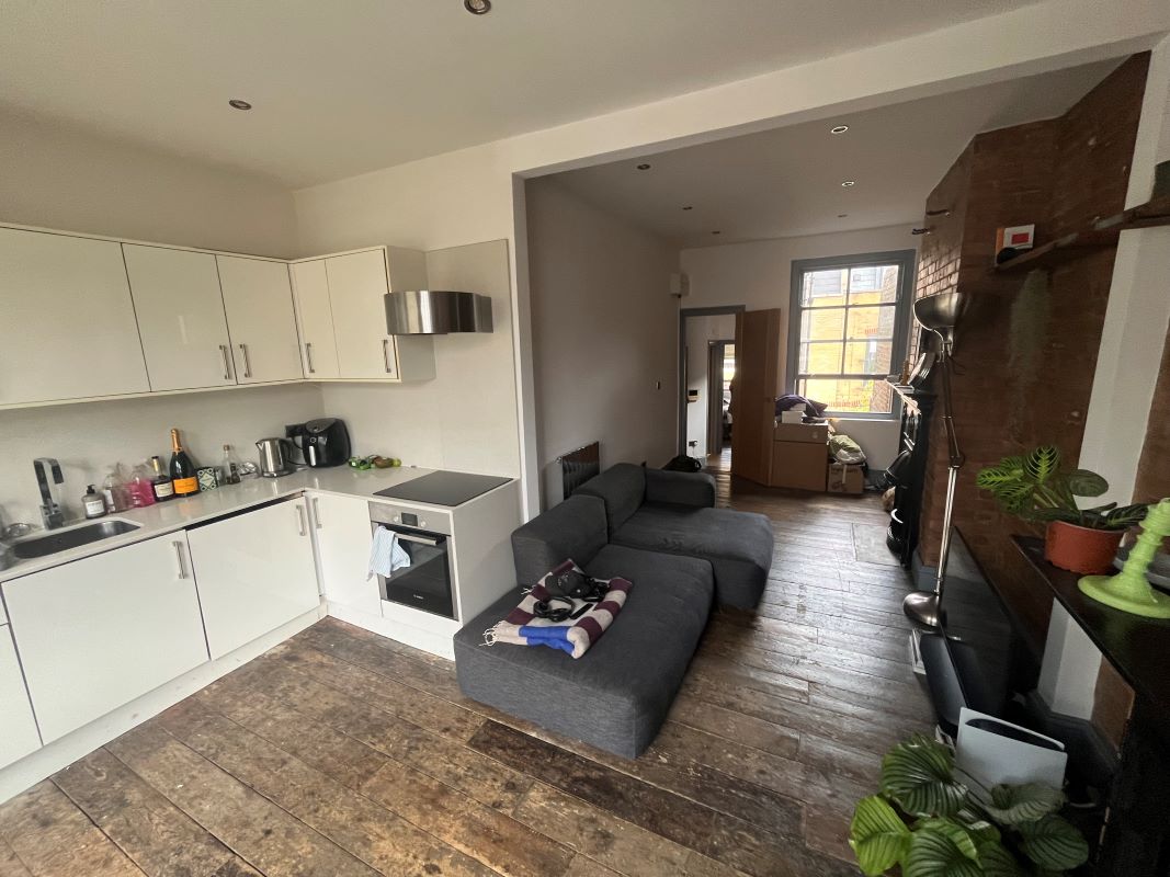 Flat 2 Red Brick Court, 459 Roman Road, London, E3 5LX