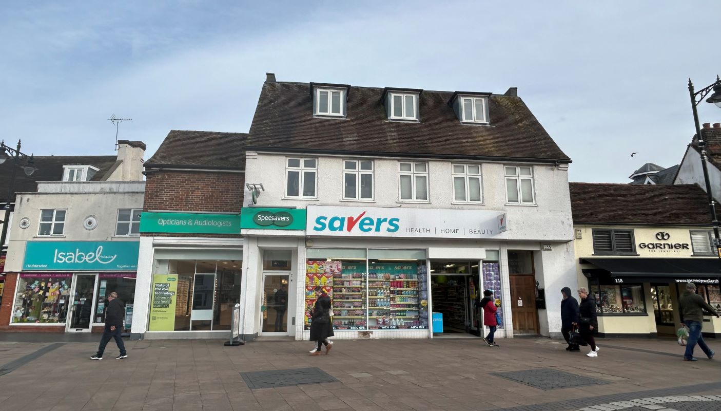 120-122 High Street, Hoddesdon, Hertfordshire, EN11 8HD