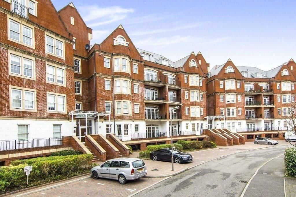 Flat 57 Fisher Court, Rhapsody Crescent, Warley, Brentwood, Essex, CM14 5GE -  Strettons