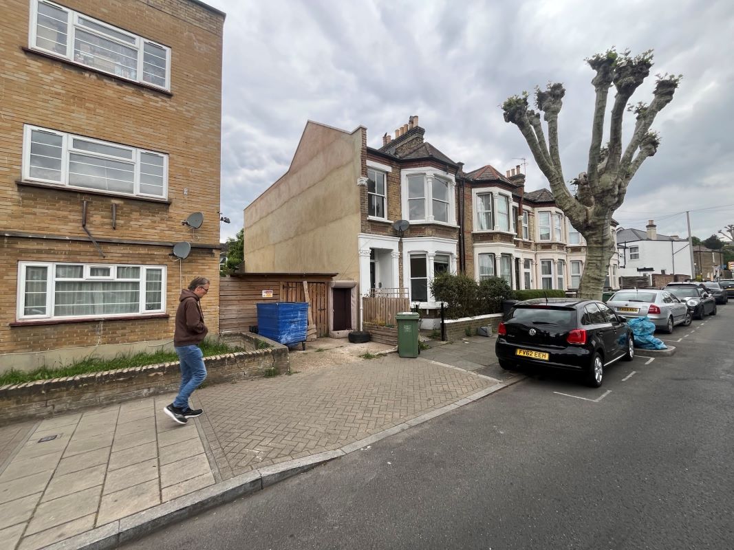 10 Avignon Road, London, SE4 2JN