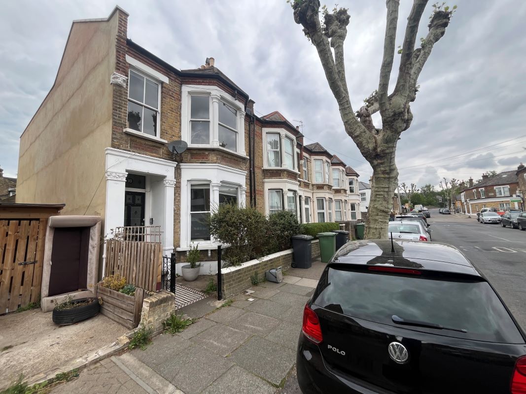10 Avignon Road, London, SE4 2JN