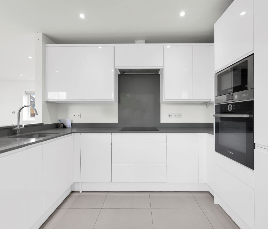 60 Brinkworth Road, Ilford, Essex, IG5 0FH