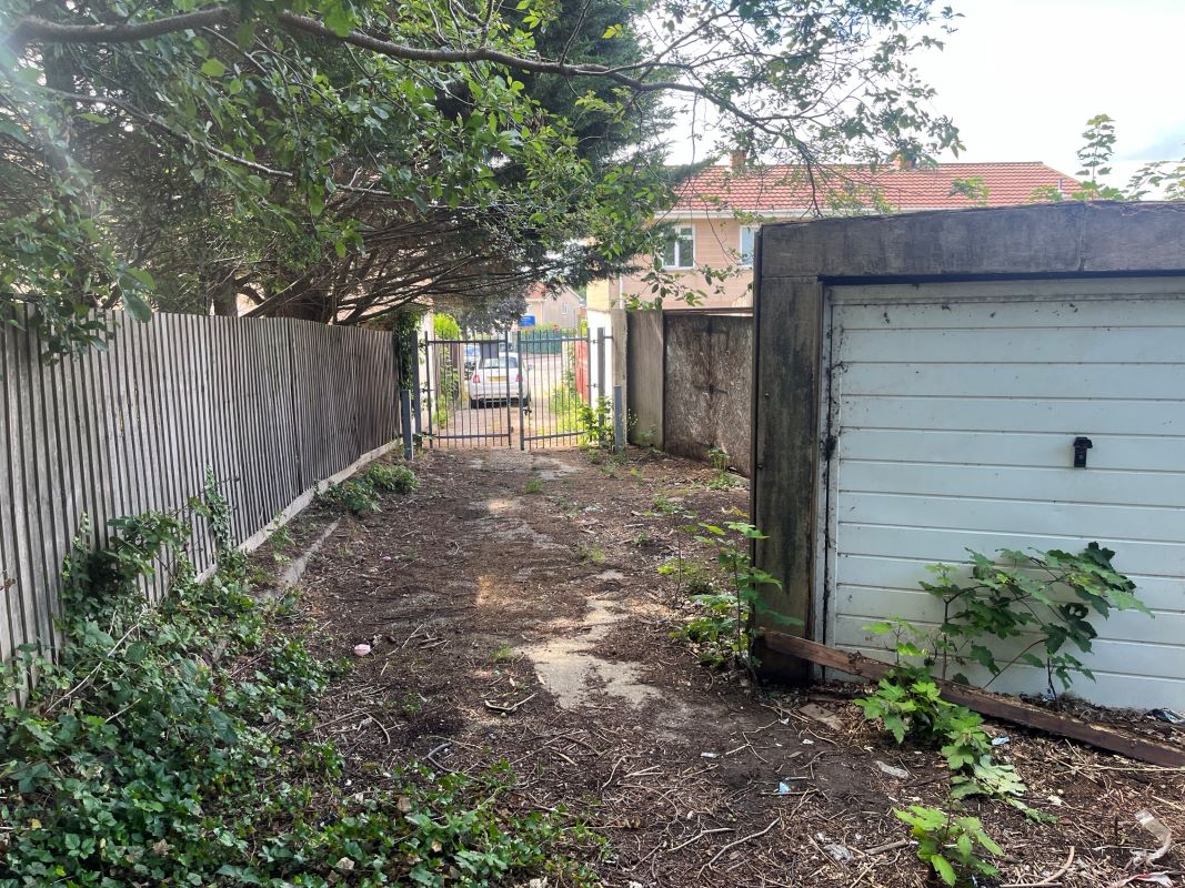 Garages and land at Halcot Avenue, Bexleyheath, Kent, DA6 7QD