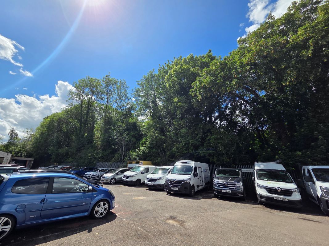 Land adjacent to Coulsdon South Railway Station, Brighton Road, Coulsdon, Surrey, CR5 3EA